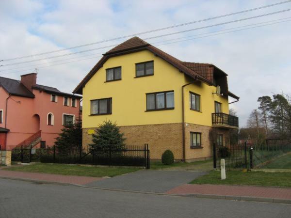 Dom Colonia Apartment Zarnowska Exterior photo